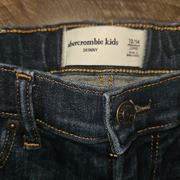Abercrombie Kids Girls Dark Wash Straight Leg Skinny Jeans - Size 13/14 Long - Picture 6 of 6